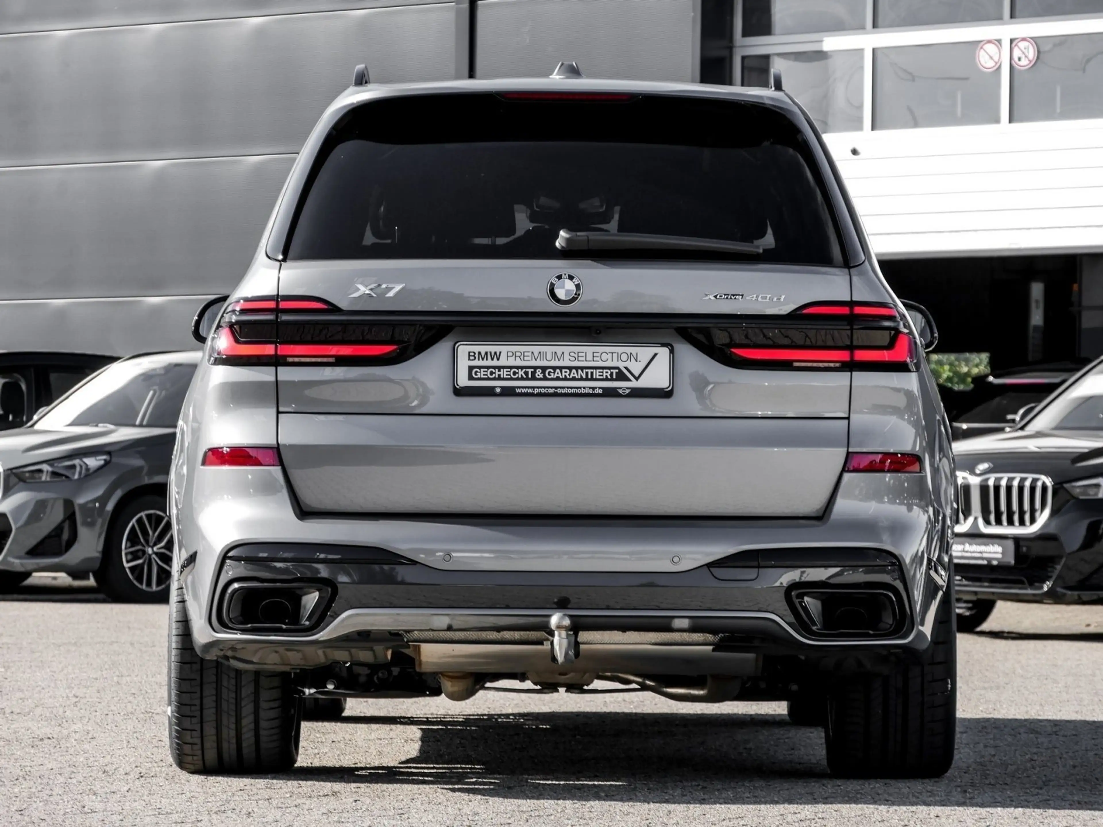 BMW X7 xDrive40d — photo 4