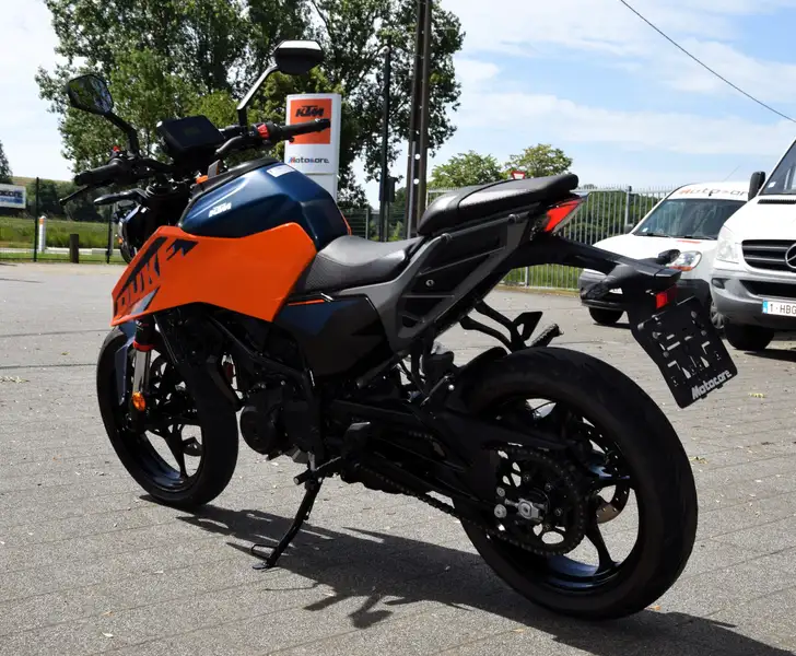 KTM 125 DUKE - foto 6
