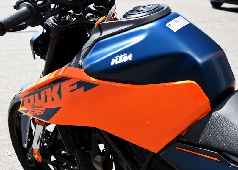 KTM 125 DUKE - foto 7