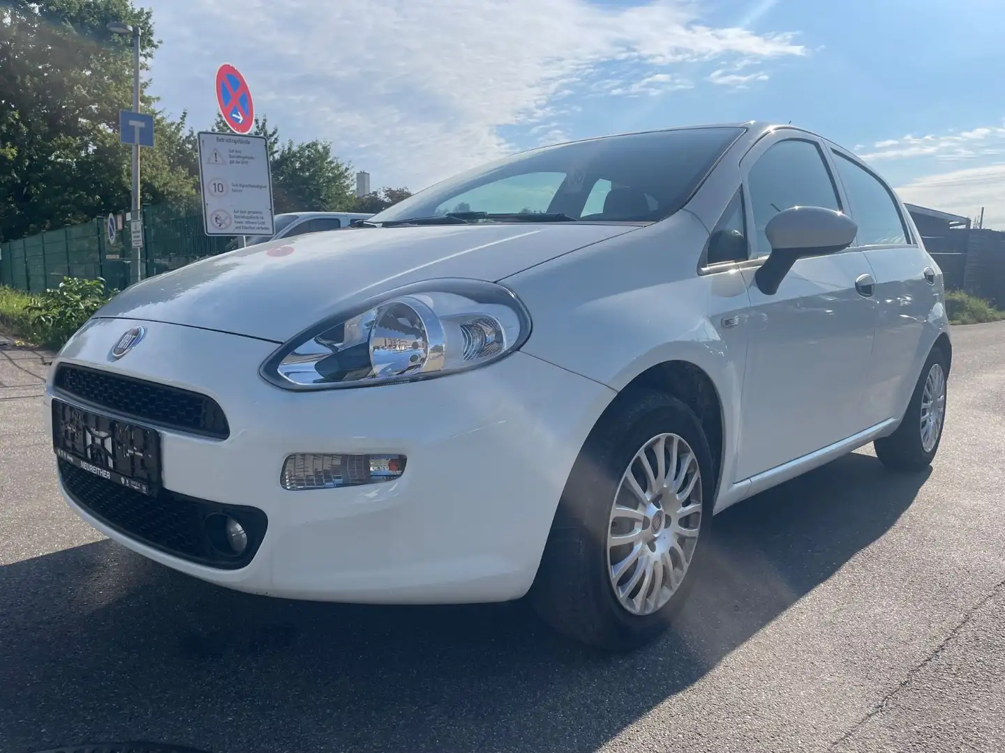 Fiat Punto Weiß - 2