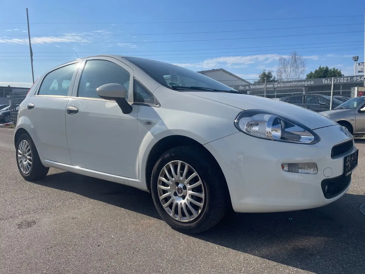 Fiat Punto Weiß - 1