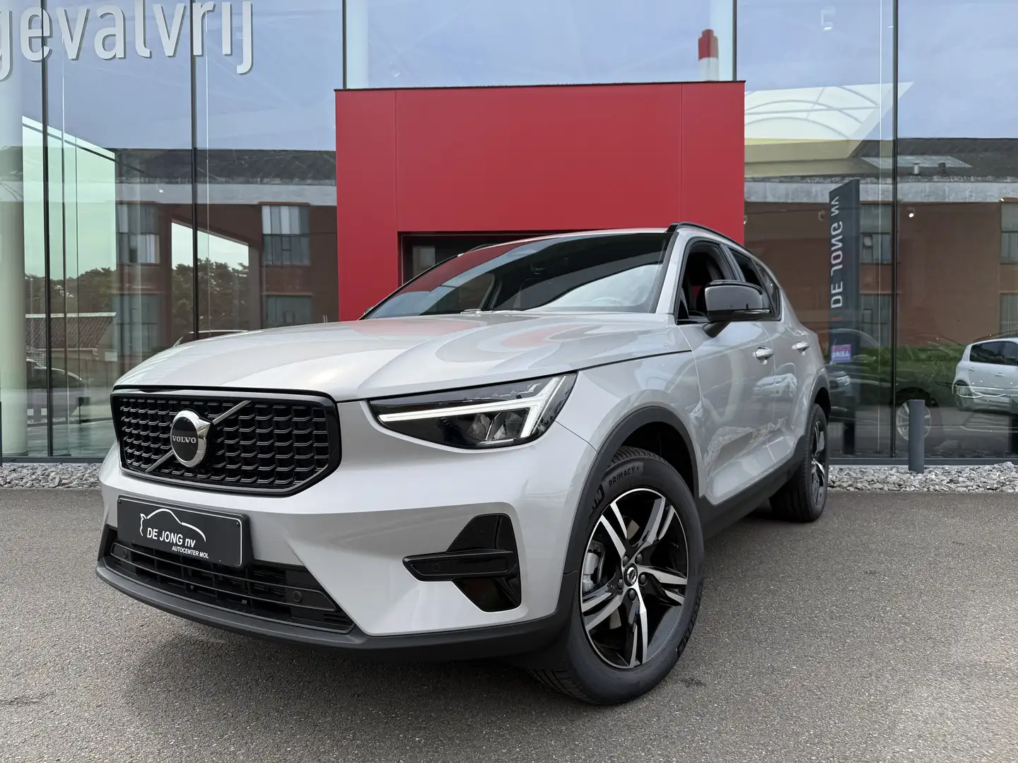 Volvo XC40 Automaat NIEUWE WAGEN Benzine /Elektrisch - 1