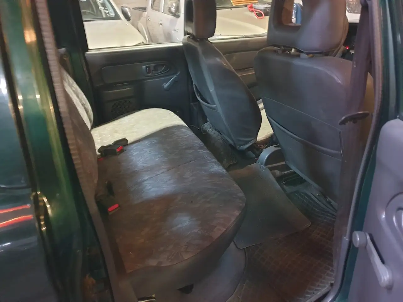 Mitsubishi L200 2.5 Turbo GL 4WD "Airco", foto 8