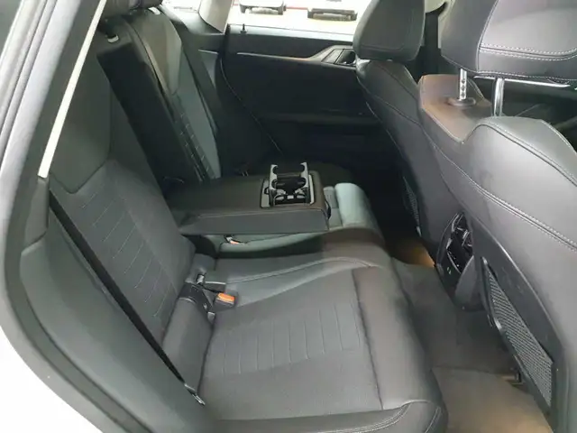 BMW I4 view 13