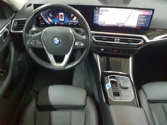 BMW I4 view 9