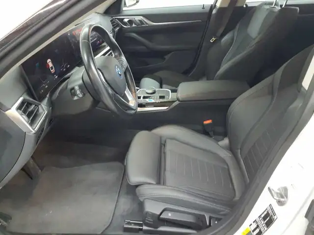 BMW I4 view 8