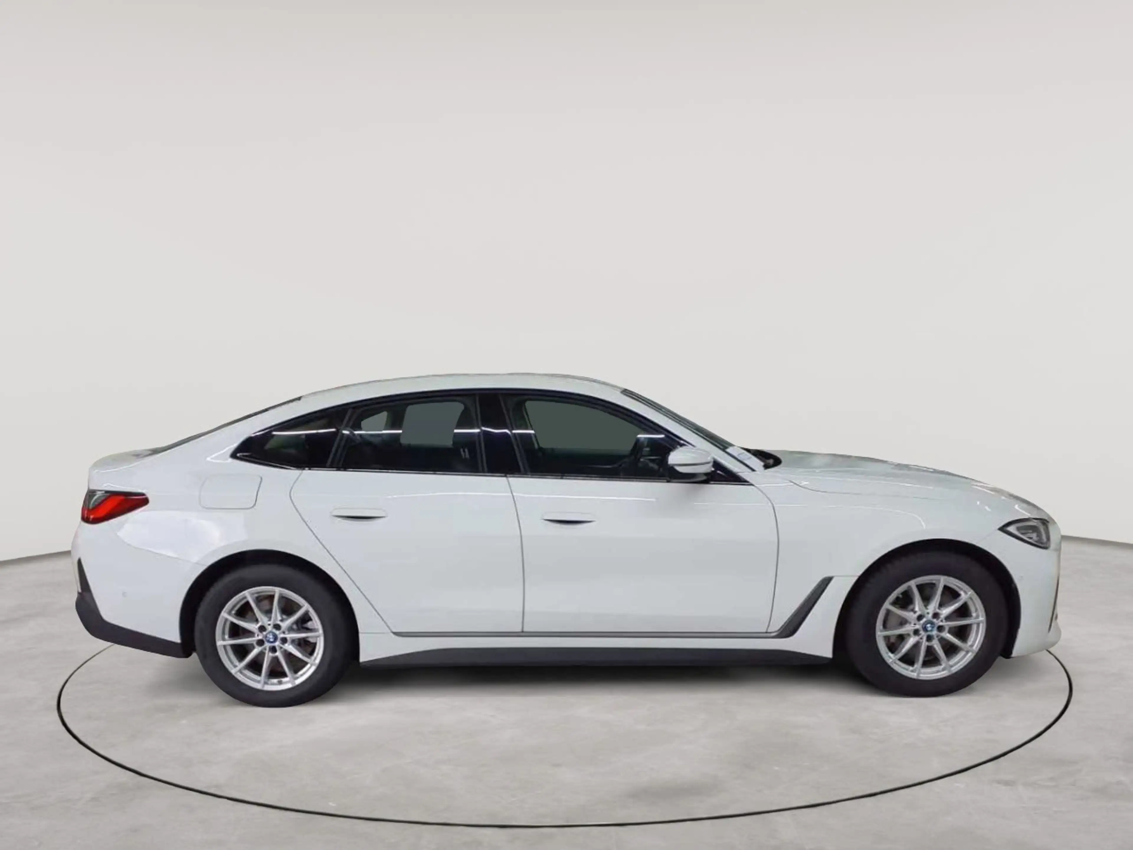 BMW i4 i4 eDrive40 Gran Coupe Navi SHZ LED — photo 3