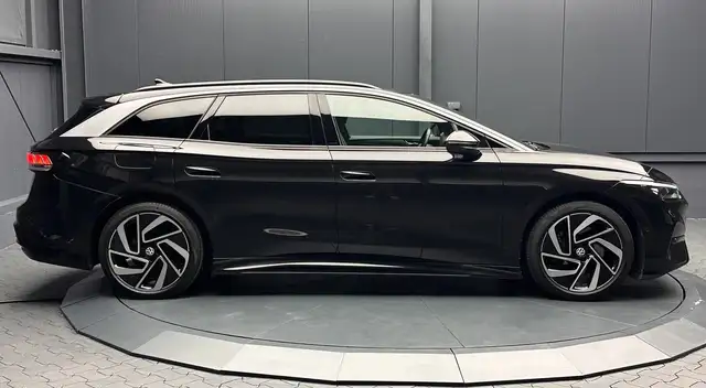 Volkswagen Id.7 view 6