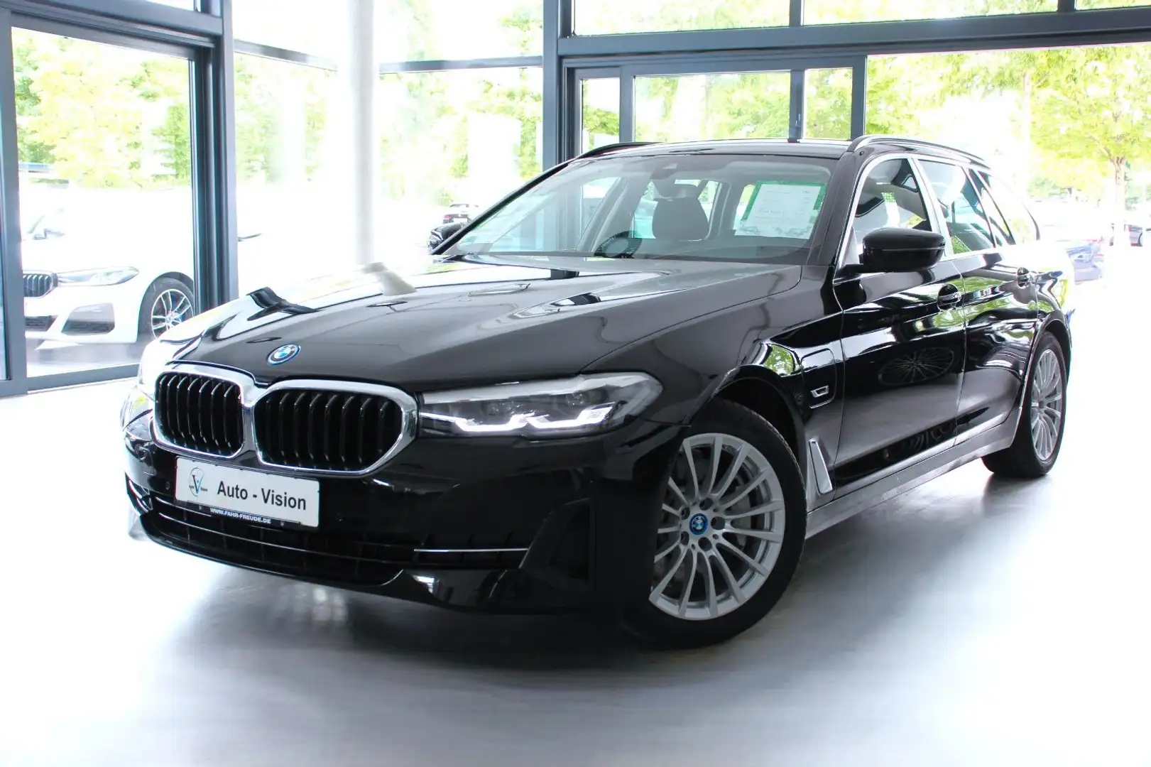 BMW 520 e (G31) *LED*AHK*Navi*Kamera*AppleCP*AnroidA Negro - 1