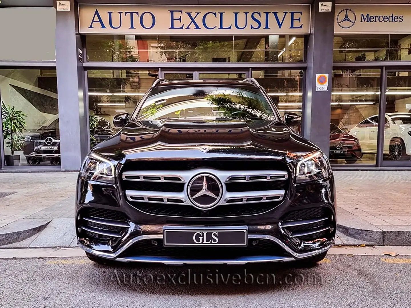 Mercedes-Benz GLS 350 350d 4Matic Schwarz - 2