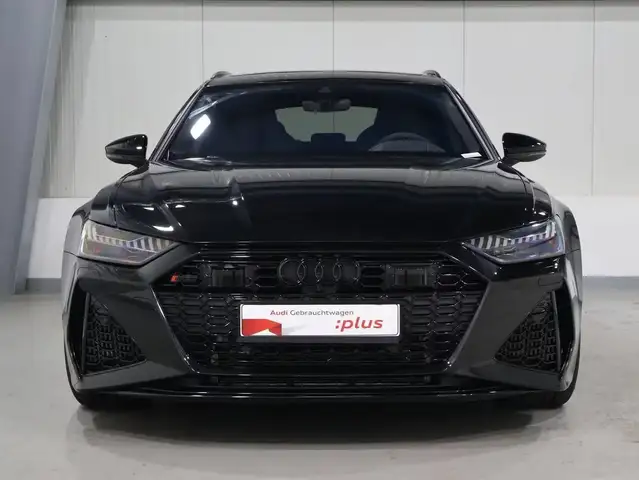 Audi RS6 view 4