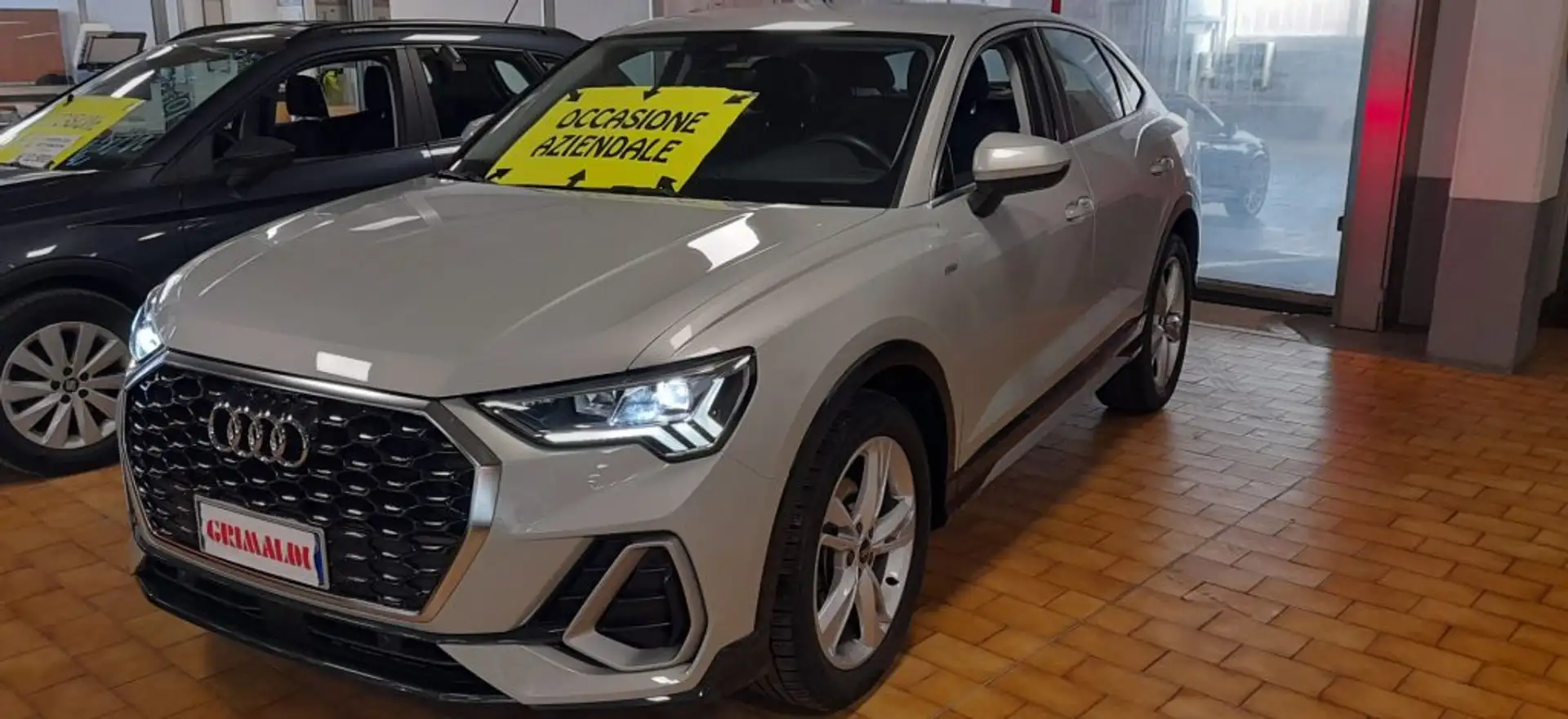 Audi Q3 SPORTBACK 35 TDI S tronic S line edition Grigio - 1