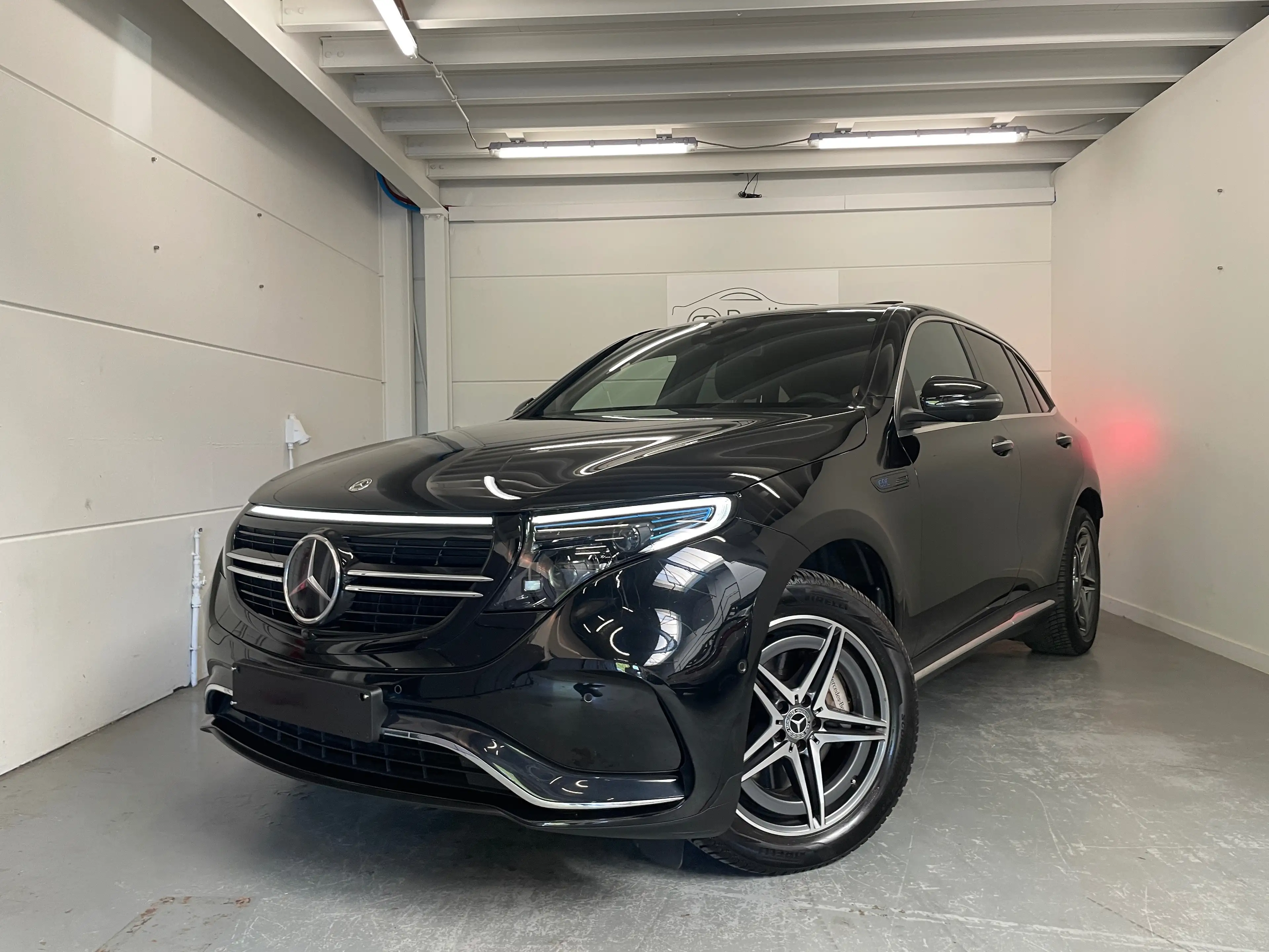 Mercedes-Benz EQC 400 EQC 80 kWh 400 4-Matic Business Solution AMG