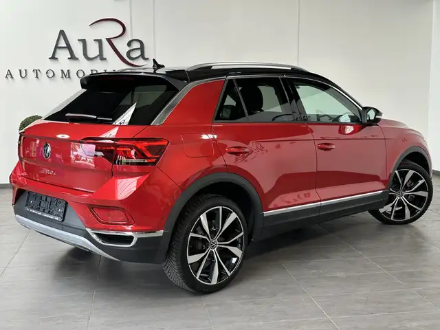 Volkswagen T-Roc view 4