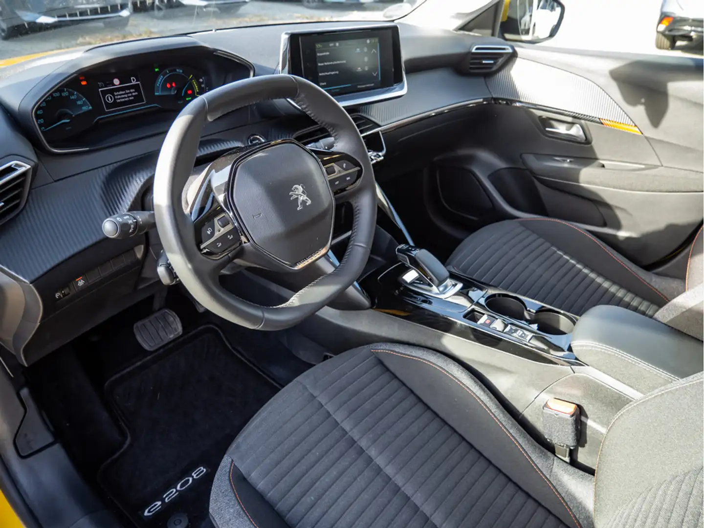 Peugeot e-208 Jaune - 2