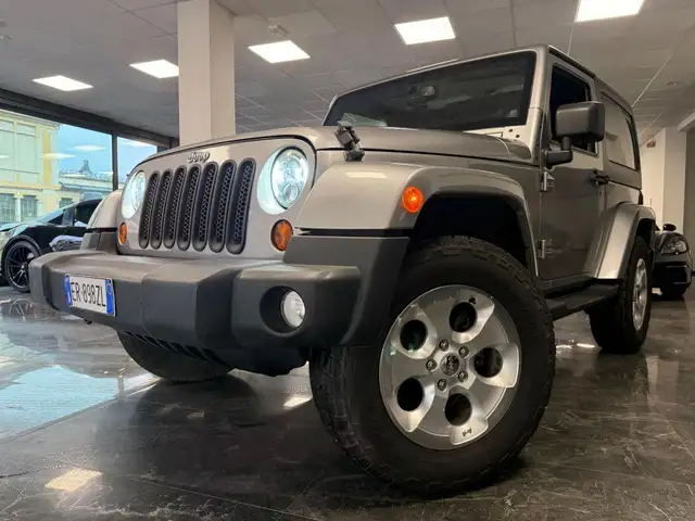 Jeep Wrangler 2.8 CRD DPF Sahara - MANUALE