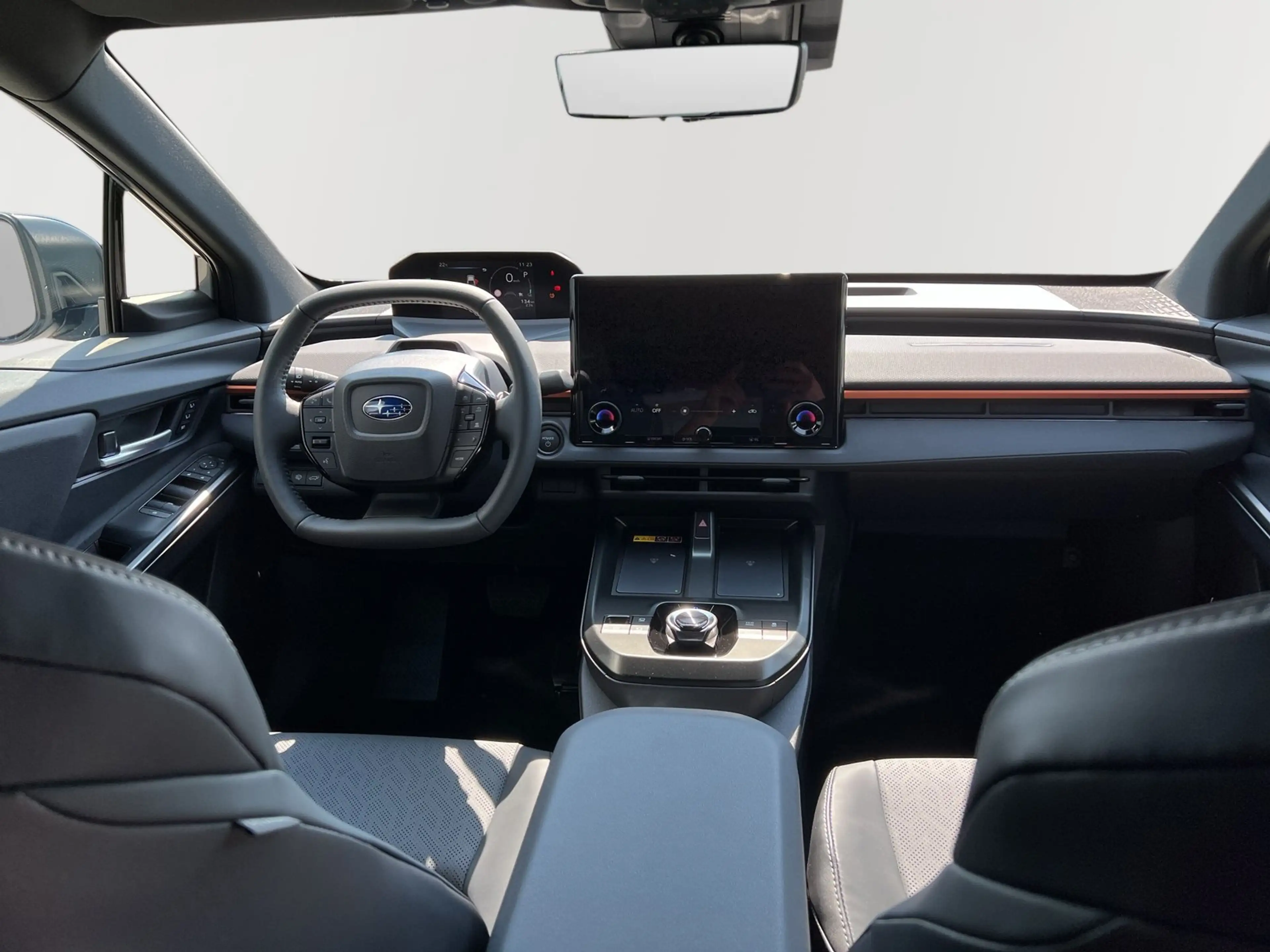Subaru Uncharted Uncharted Hikari 77kWh FDW Elektro — photo 4