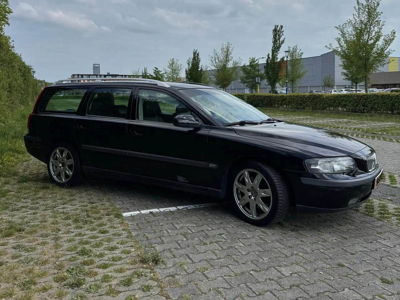 Volvo V70 2.3 T-5 Comfort Line 250 PK 2001, foto 4