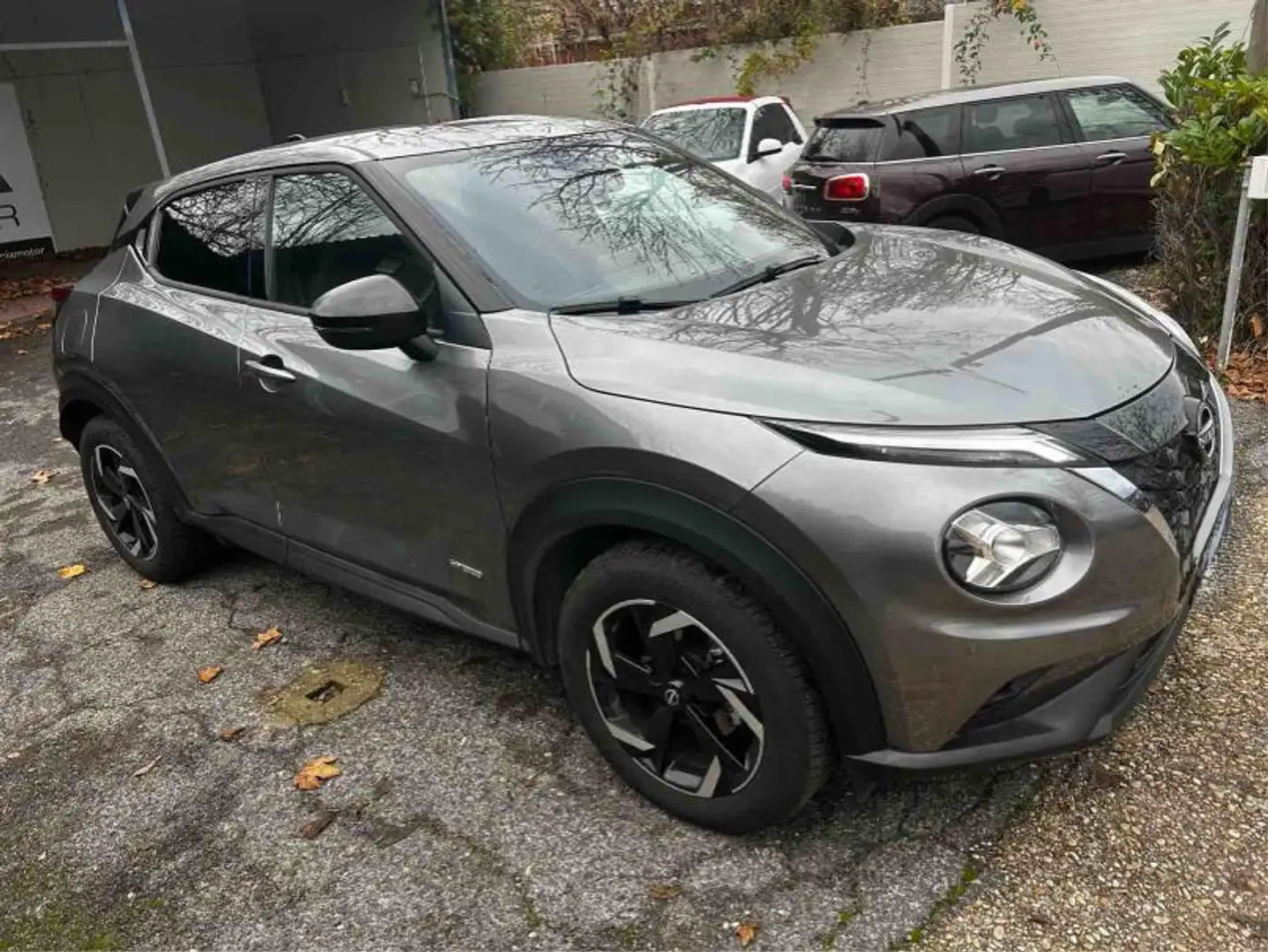 Nissan Juke 1.6 hev N-Connecta Gris - 1