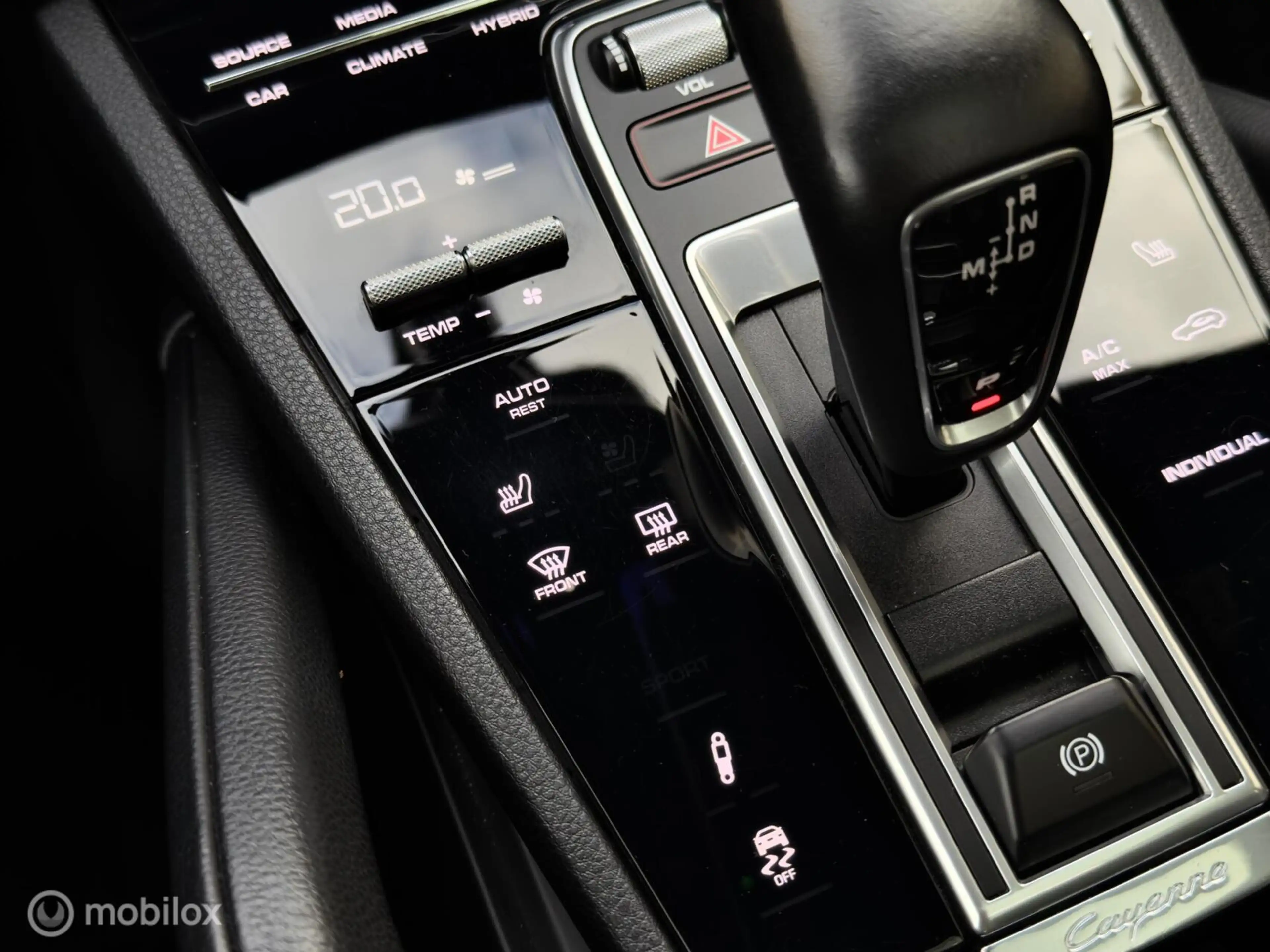 Porsche Cayenne 3.0 E-Hybrid SPORT-DESIGN|Pano|BOSE|Trekhaak — photo 35