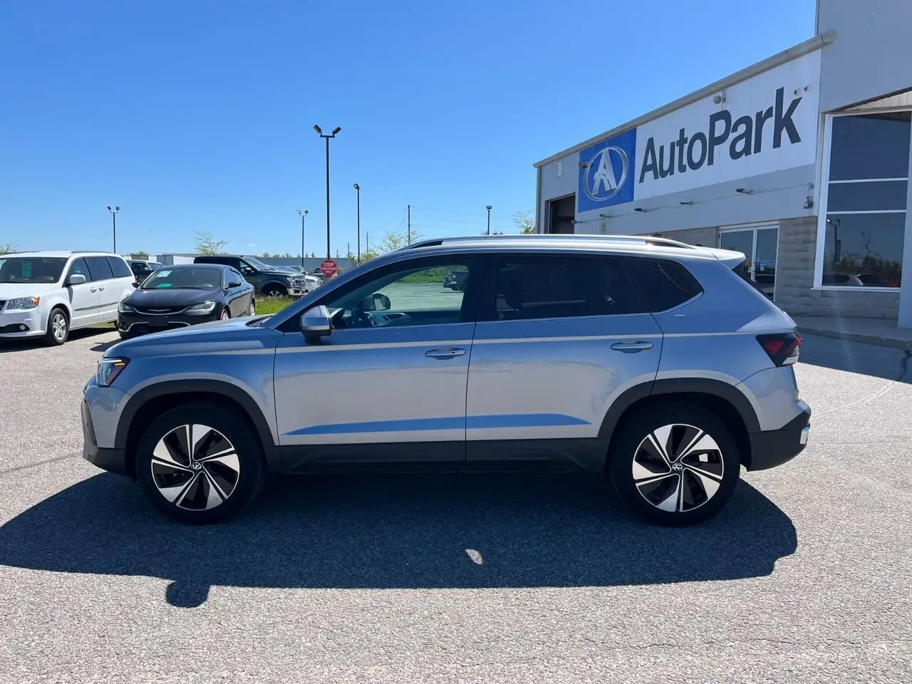 Volkswagen Taos снимка Volkswagen Taos