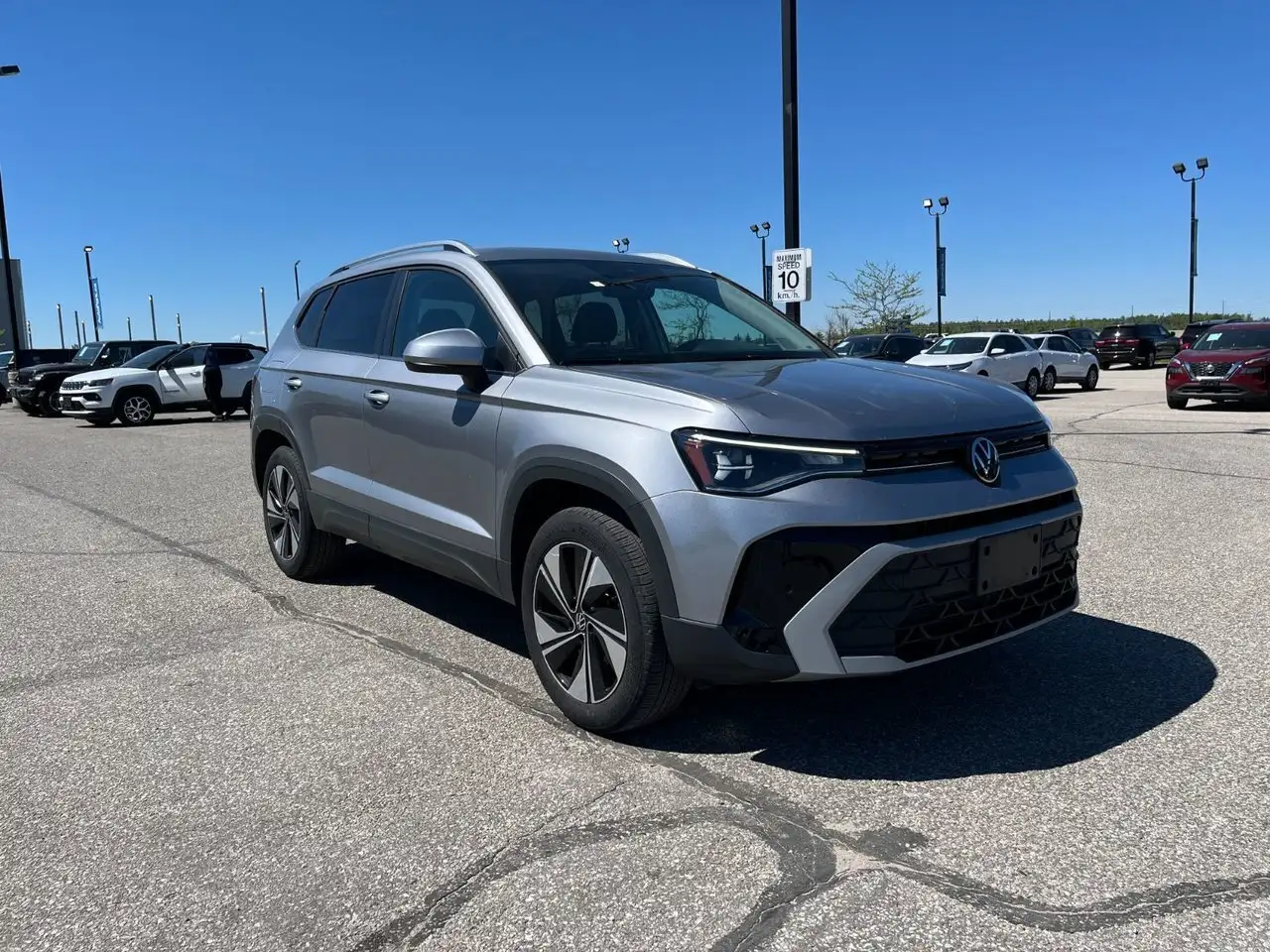 Volkswagen Taos снимка Volkswagen Taos