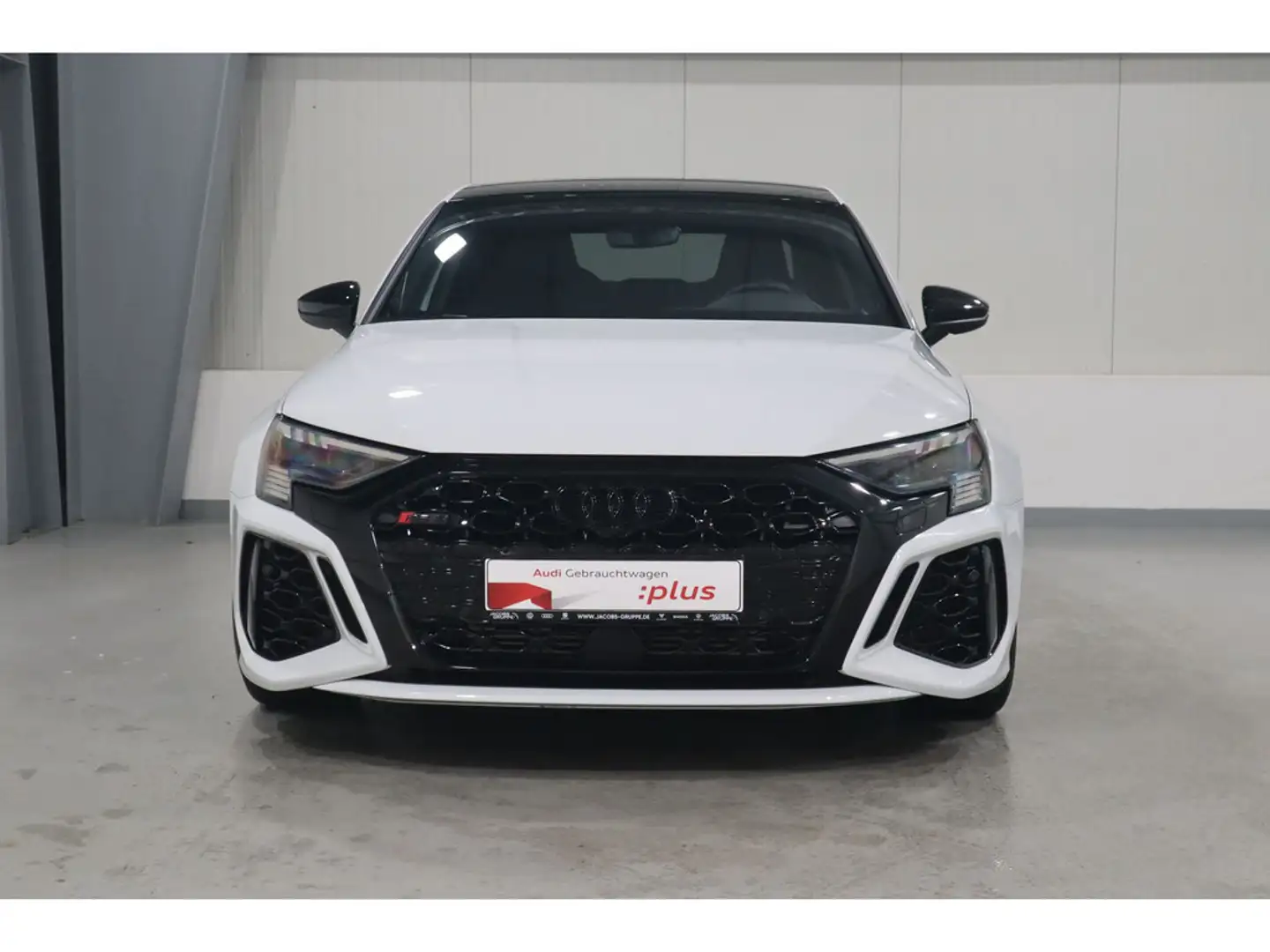 Audi RS3 Limo 2.5 TFSI quattro B&O*Matrix*R-Kamera * Weiß - 2