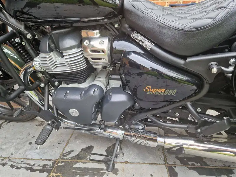 Royal Enfield SUPER METEOR 650 - foto 7