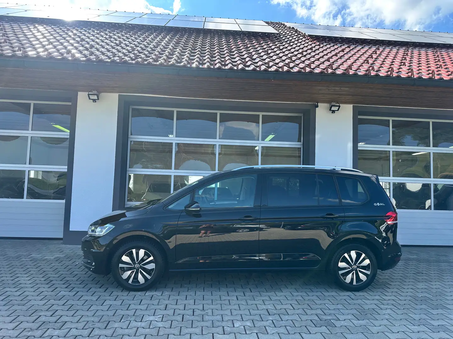 Volkswagen Touran 2,0 TDI DSG CL *DIGITAL*AHV*WSS-HZ*APP*LED*ACC* Schwarz - 2