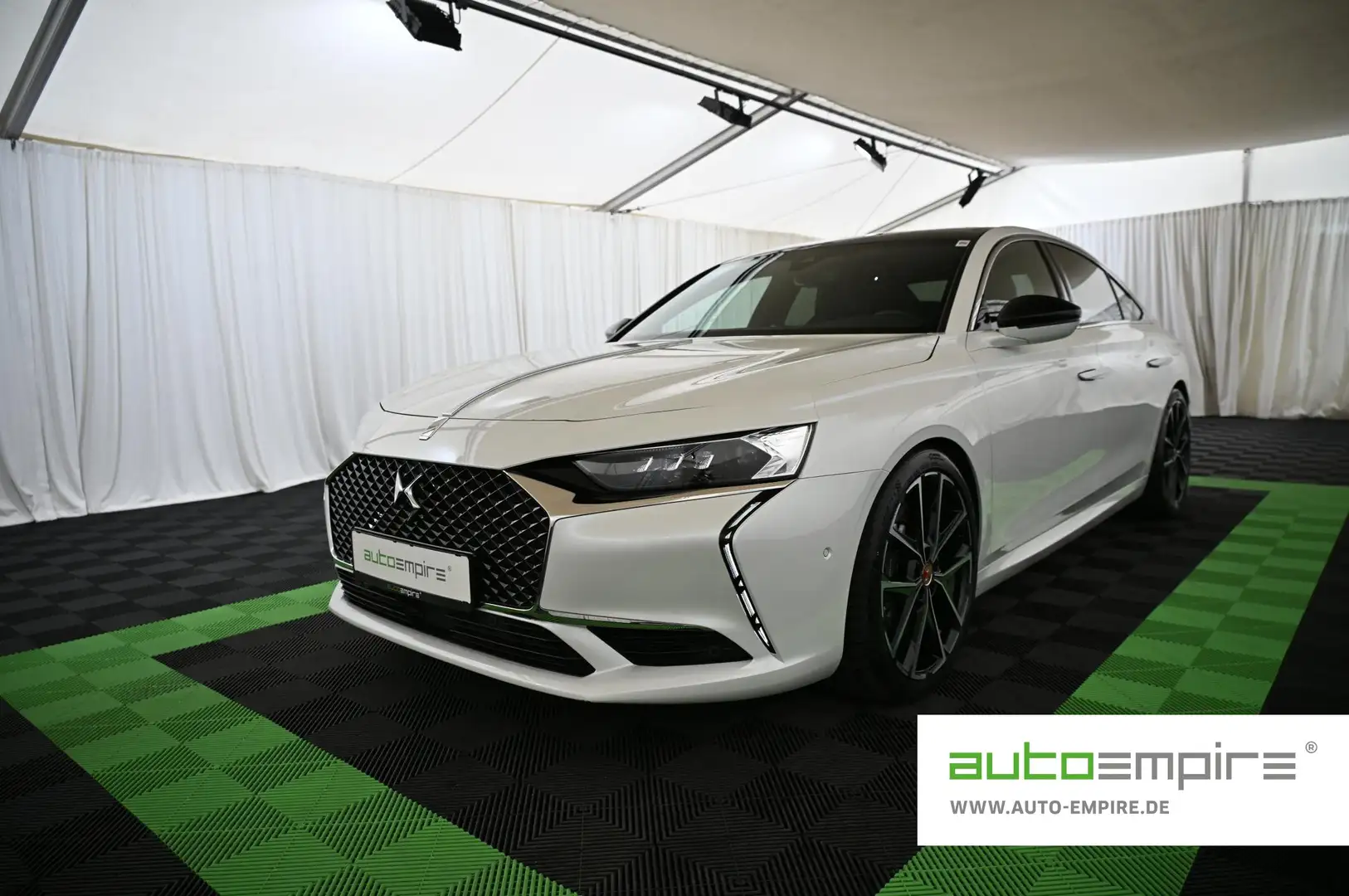 DS Automobiles DS 9 1.6 E-Tense 4x4 360 PERFORMANCE 79.000 EUR Blanc - 1