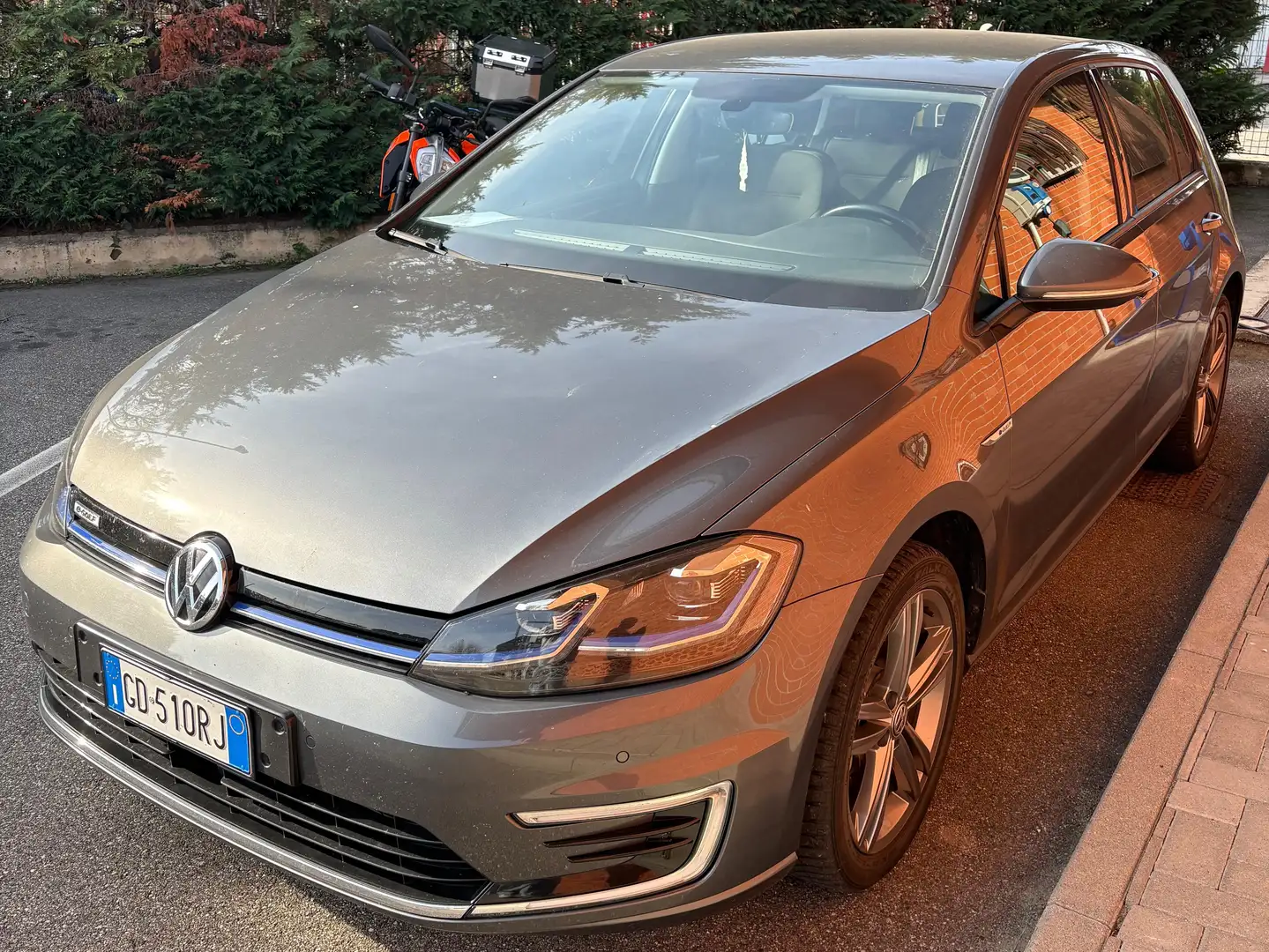 Volkswagen Golf Golf VII 2017 Elettrica 5p e-Golf 5p Grigio - 1