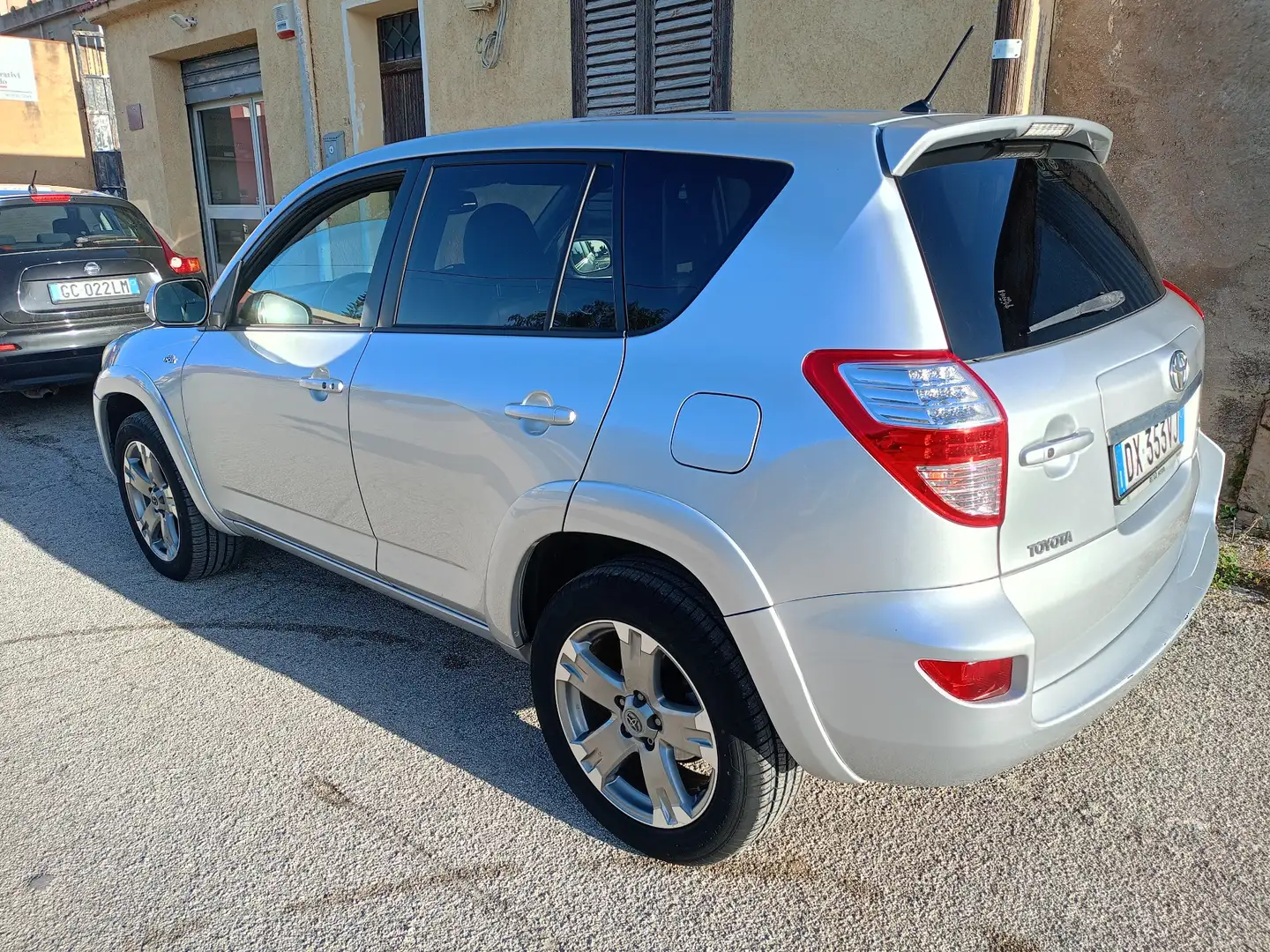 Toyota RAV 4 RAV4 2.2 d-cat Luxury 150cv auto dpf my09 - 2