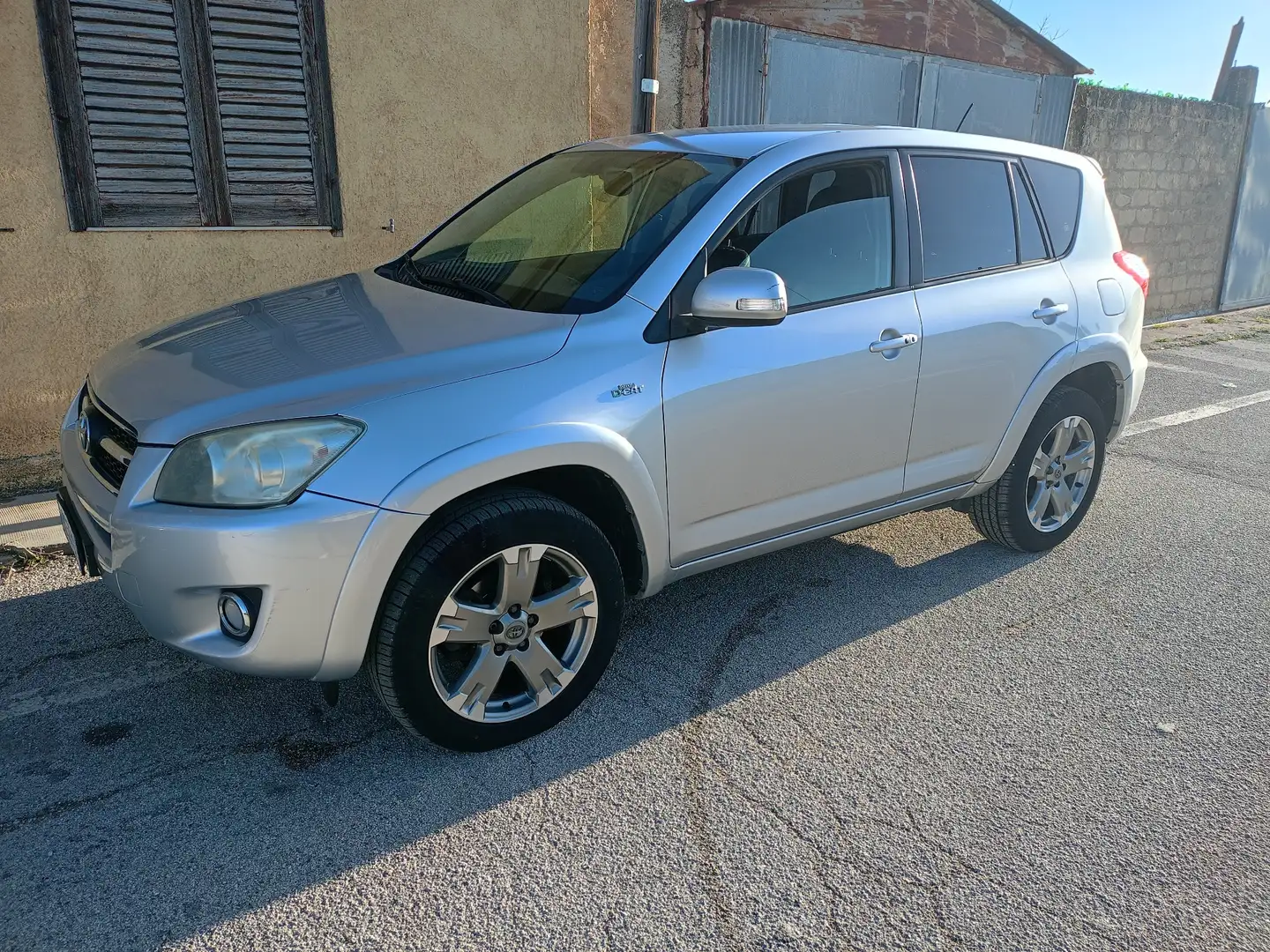 Toyota RAV 4 RAV4 2.2 d-cat Luxury 150cv auto dpf my09 - 1
