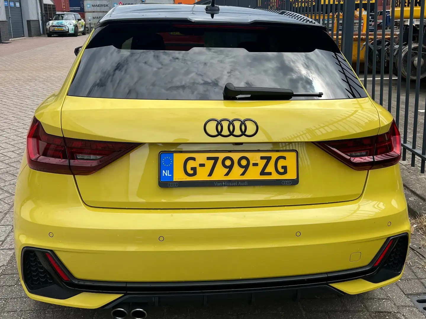 Audi A1 A1 40 TFSI edition one Geel - 2