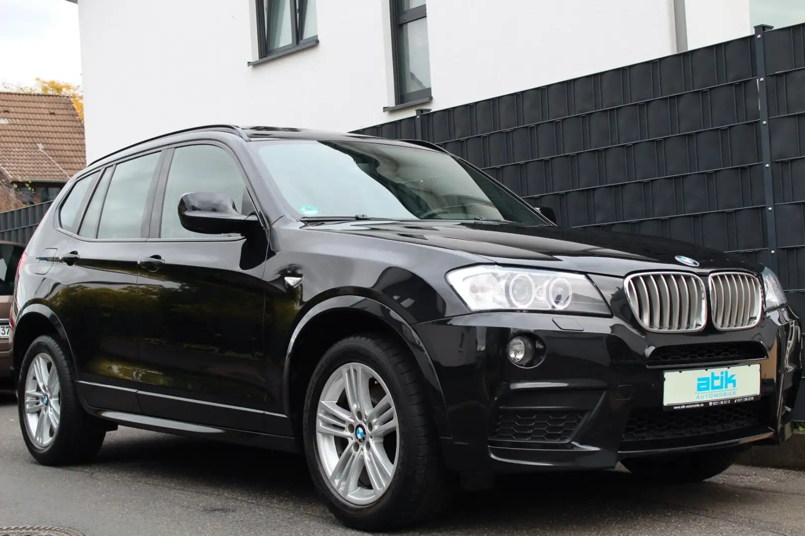 BMW X3 xDr30d 1.HAND! M-SPORTPAKET NaviPRO 360° PANO Schwarz - 1