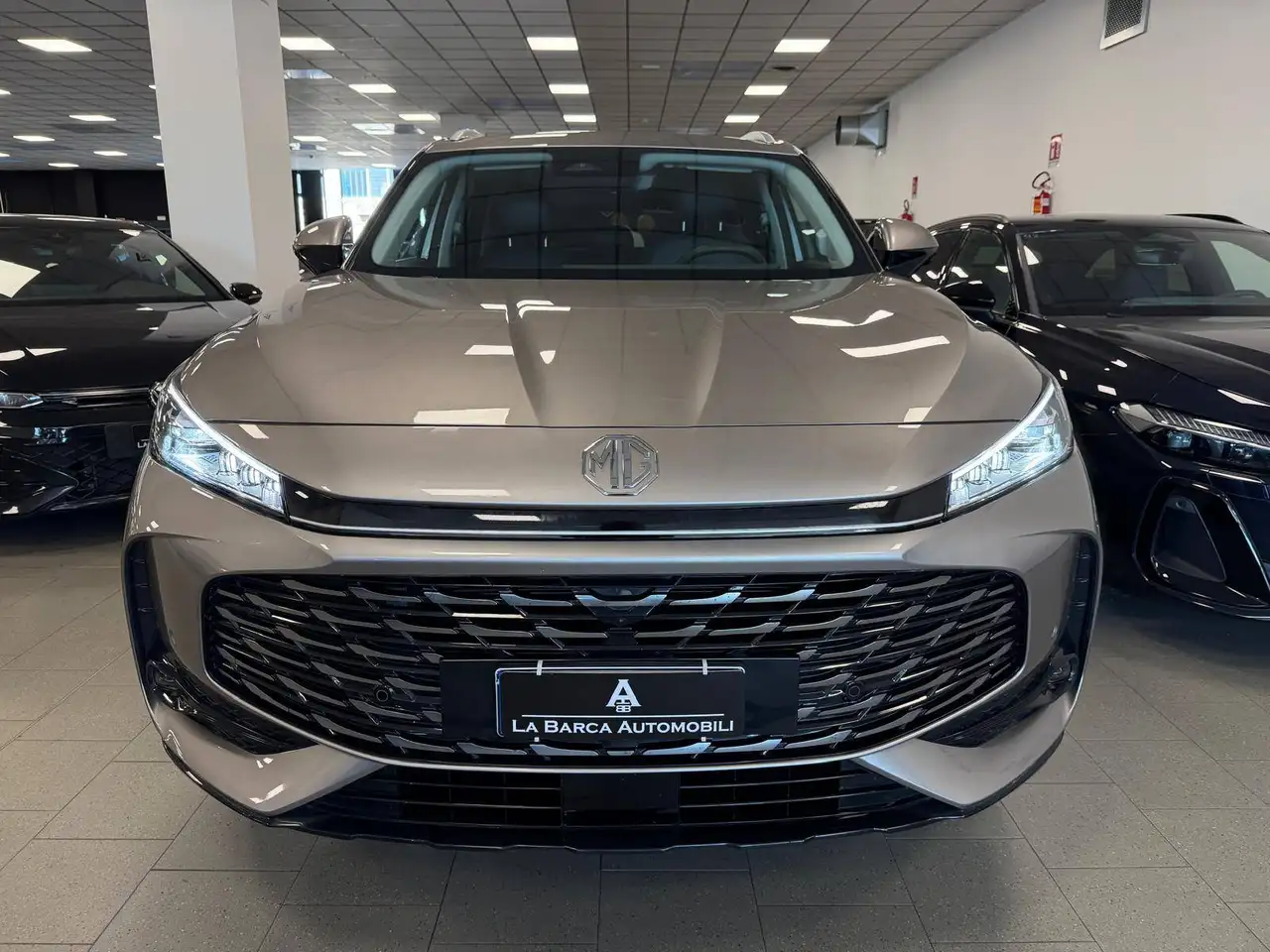 MG HS 1.5 T-GDI + GPL AT Luxury auto, миниатюра 3