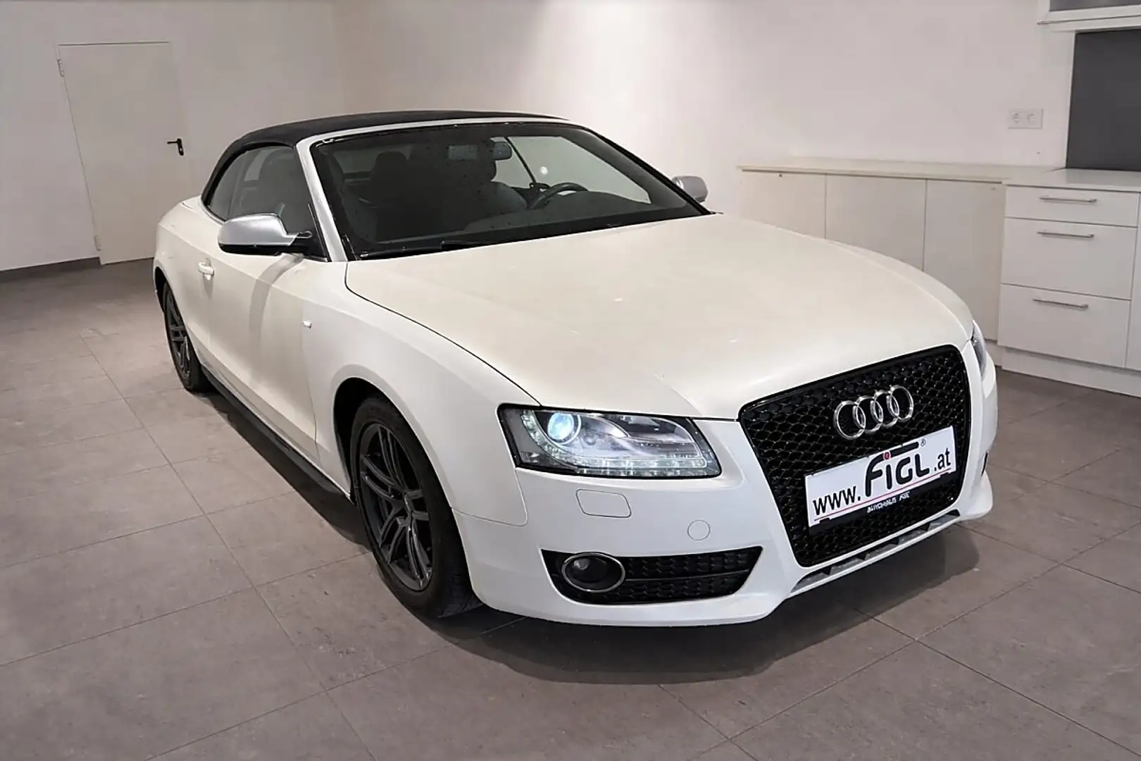 Audi A5 Cabrio 2,0 TFSI Weiß - 2