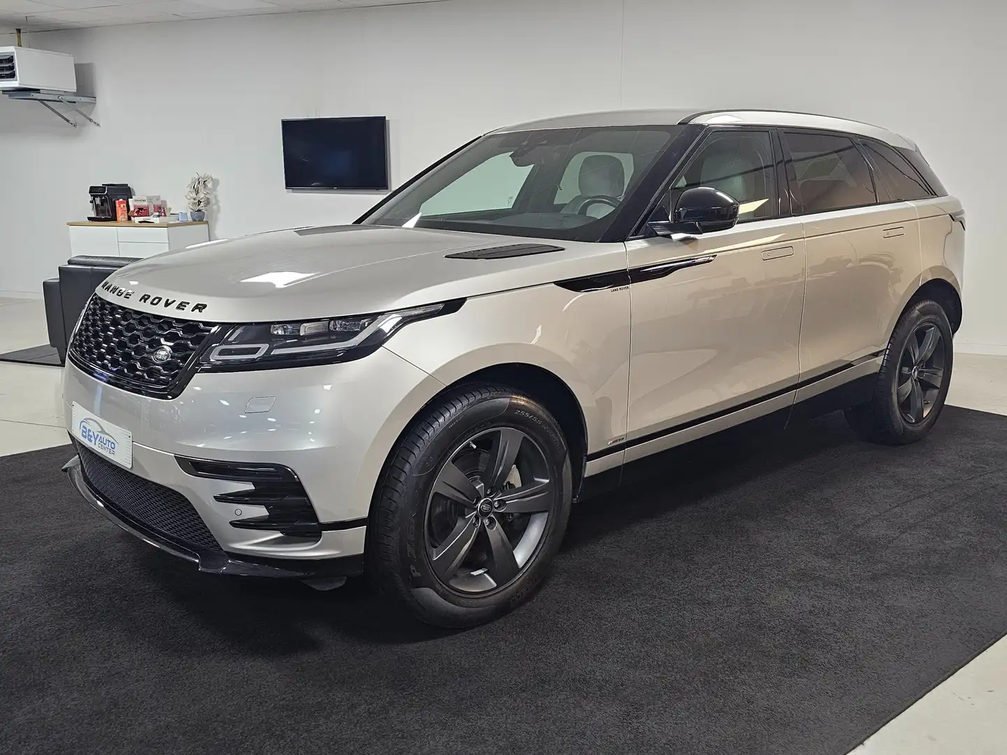 Land Rover Range Rover Velar 2.0 TD4 S ** 62.386 km ** D240 S 4x4 Dynamic+S Grijs - 2