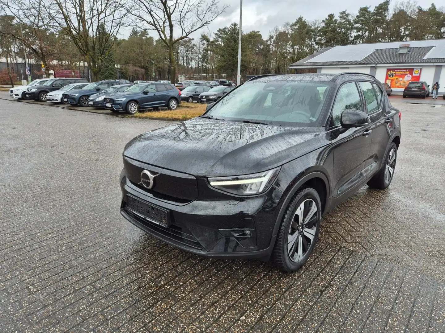 Volvo XC40 Ultimate Recharge Pure Electric 2WD Schwarz - 2