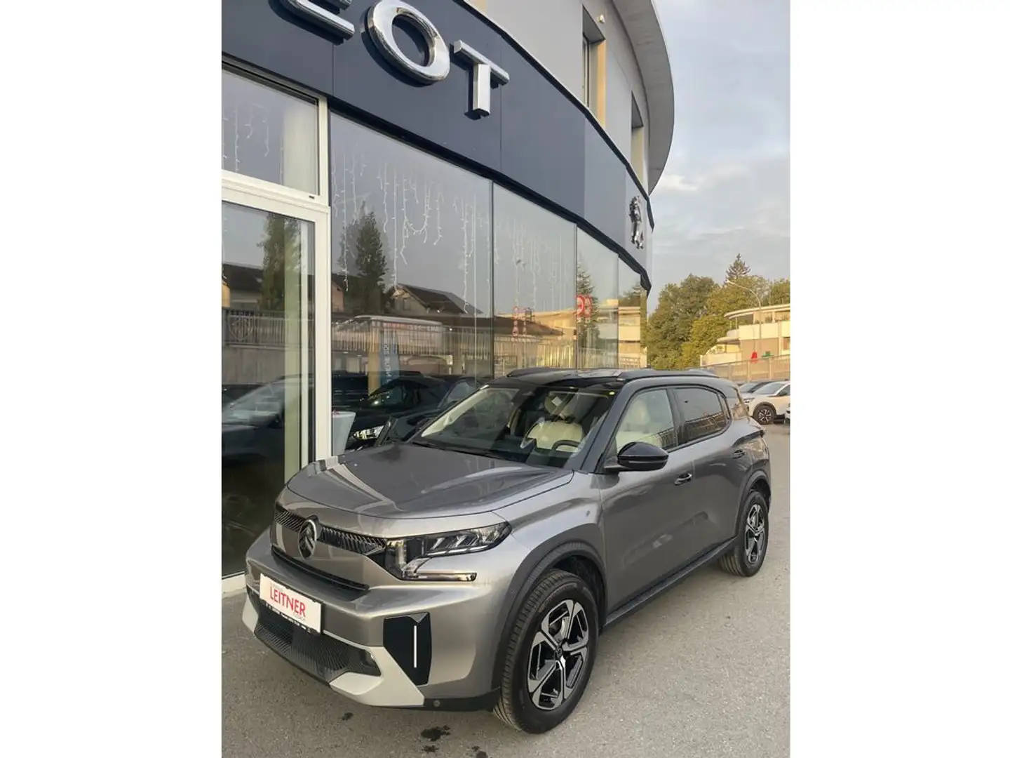 Citroen C3 Aircross Hybrid 145 MAX Grau - 1