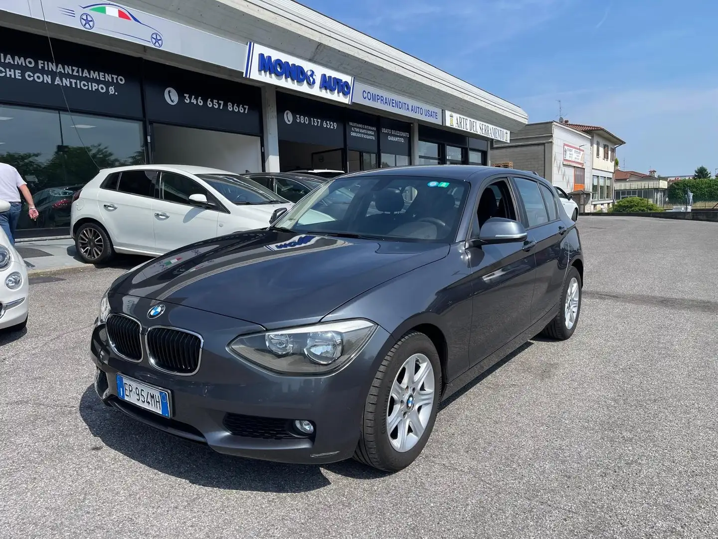BMW 118 118d 5p Sport auto Grigio - 1