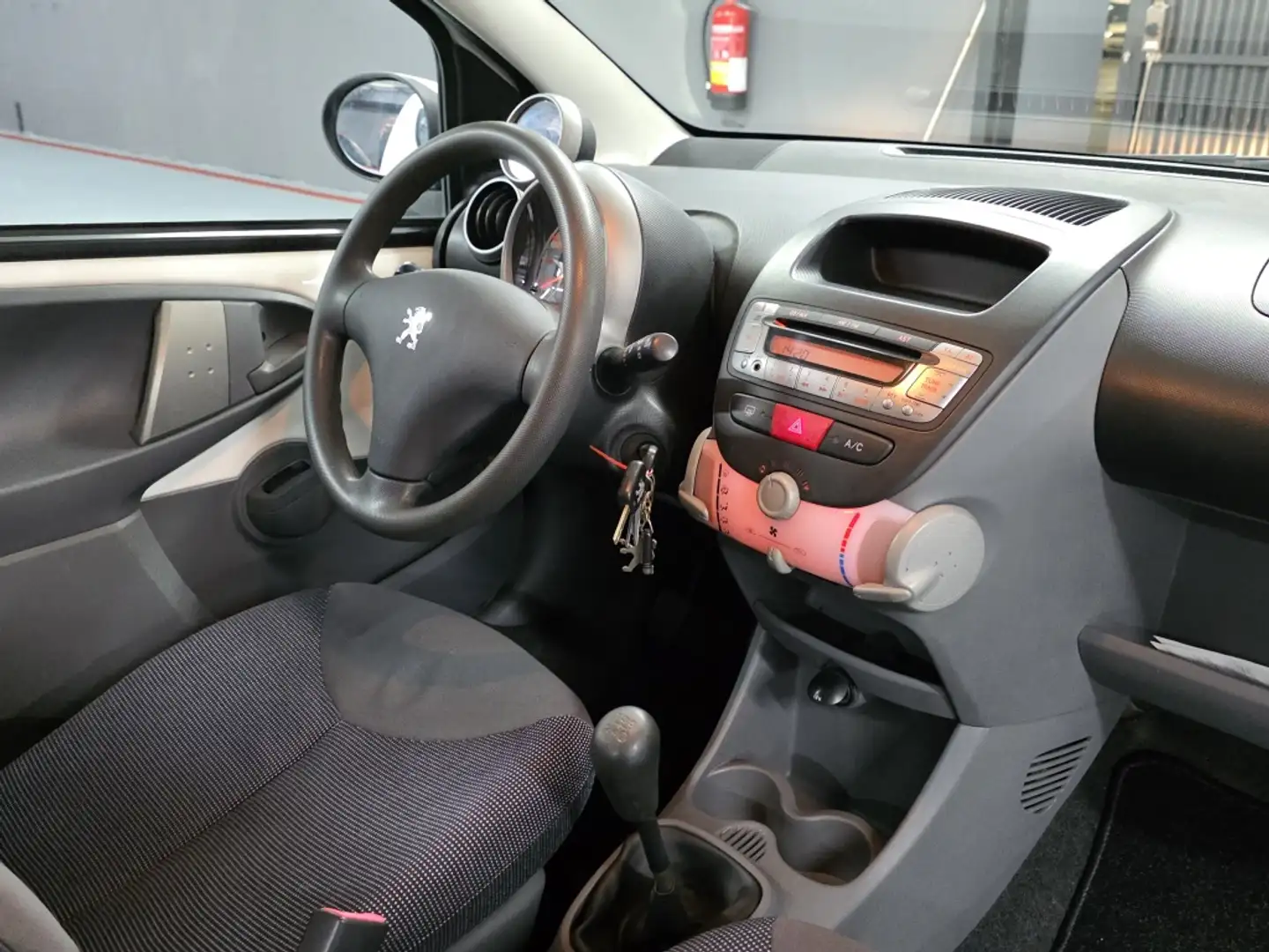 Peugeot 107 1.0i Urban - 2