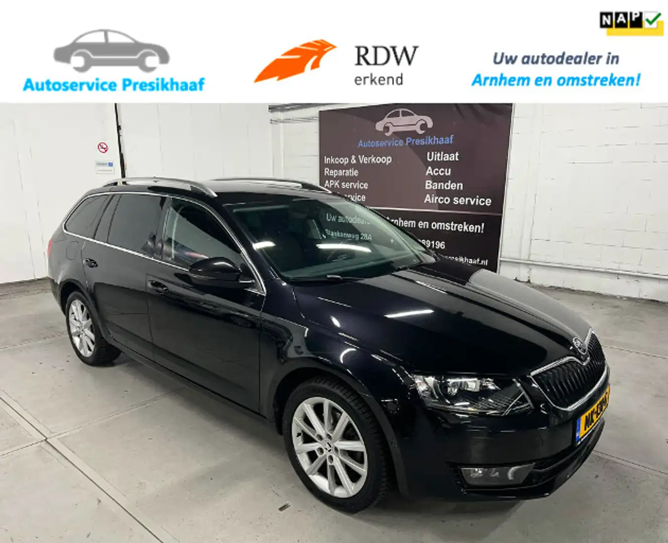Skoda Octavia Combi 1.4 TSI Greentech Style Business Zwart - 1