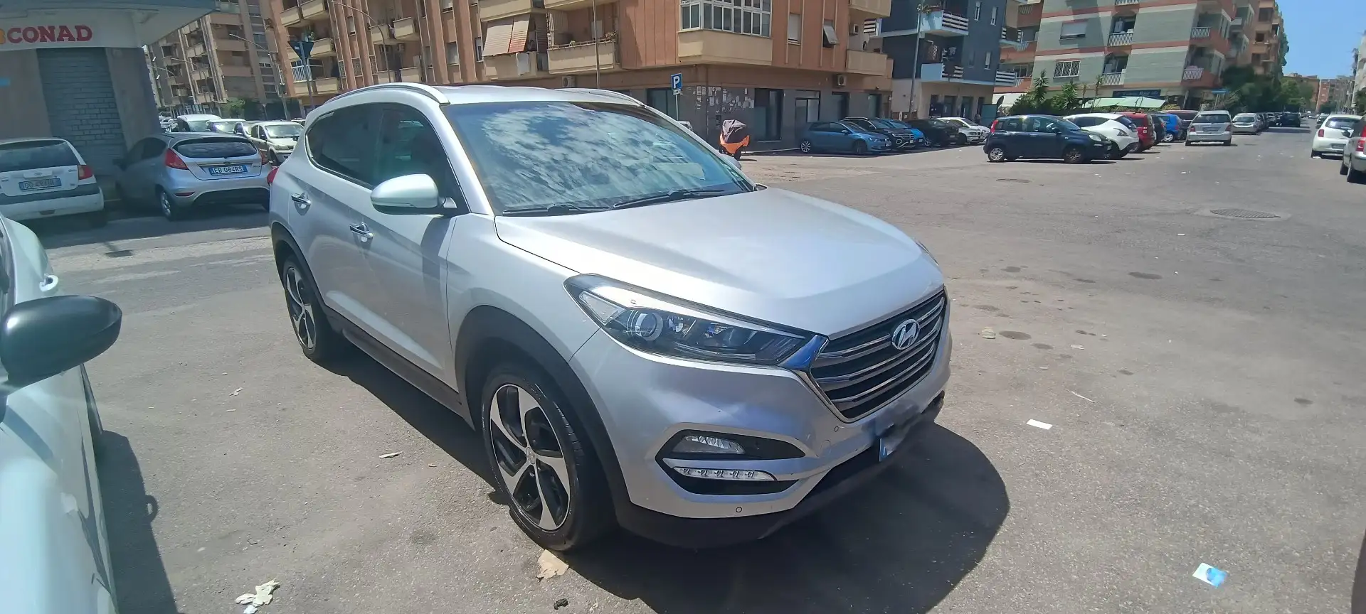 Hyundai TUCSON 1.7 crdi Xpossible 2wd 115cv - 1