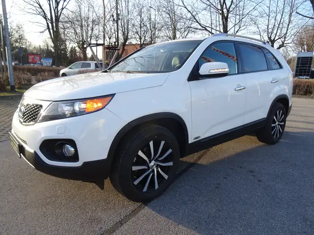 Kia Sorento Attract 4WD-Automatik-AHK abnehmbar