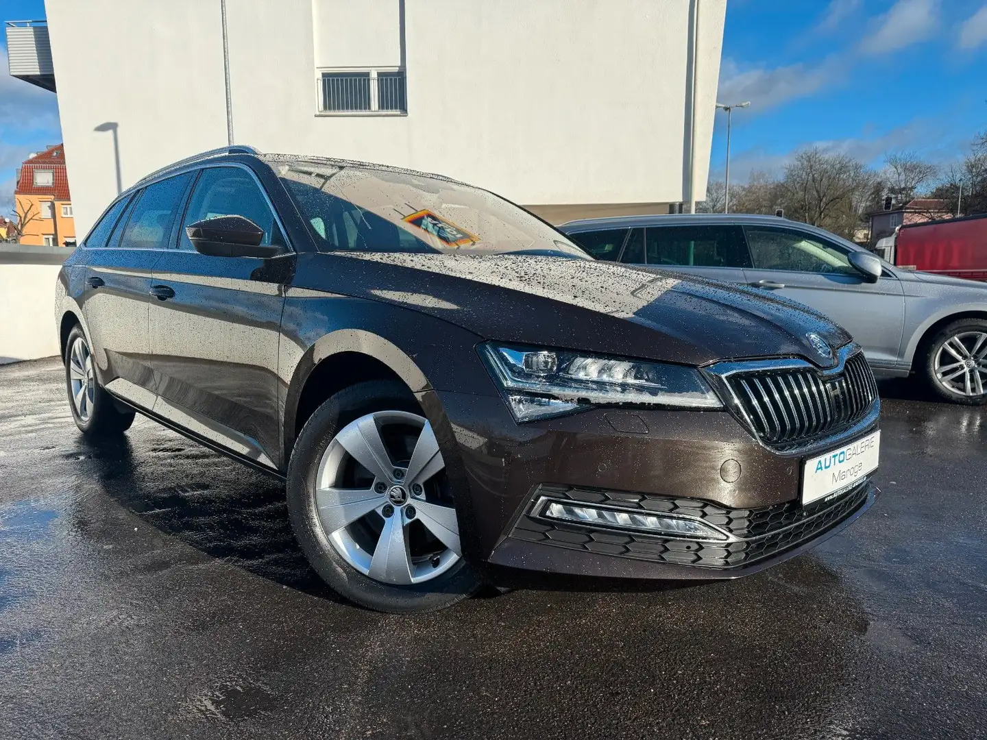 Skoda Superb 2.0 TDI DSG Style PANO/AHK/MATRIX/MEMORY Braun - 1