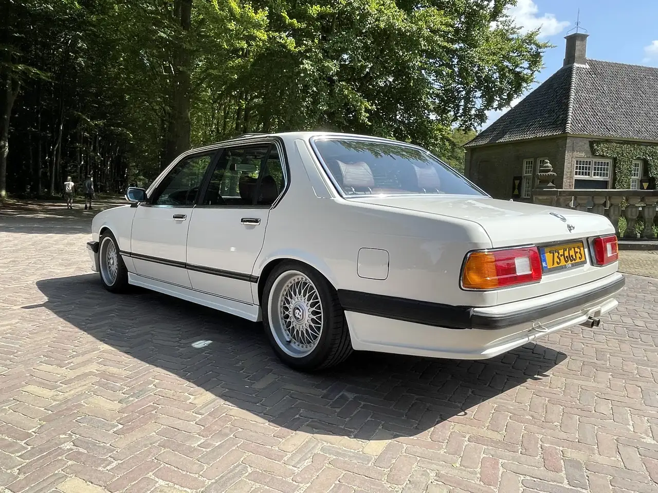 BMW 732i, foto 2