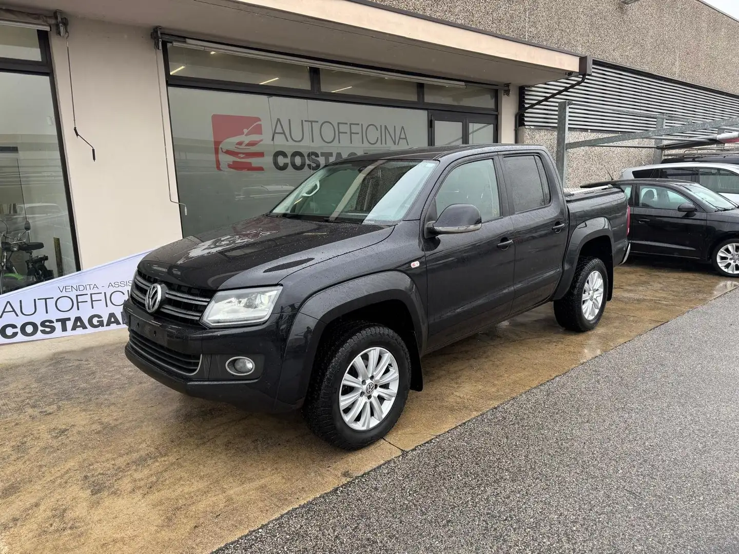 Volkswagen Amarok DC 2.0 bitdi Highline 4motion perm. 180cv crna - 1