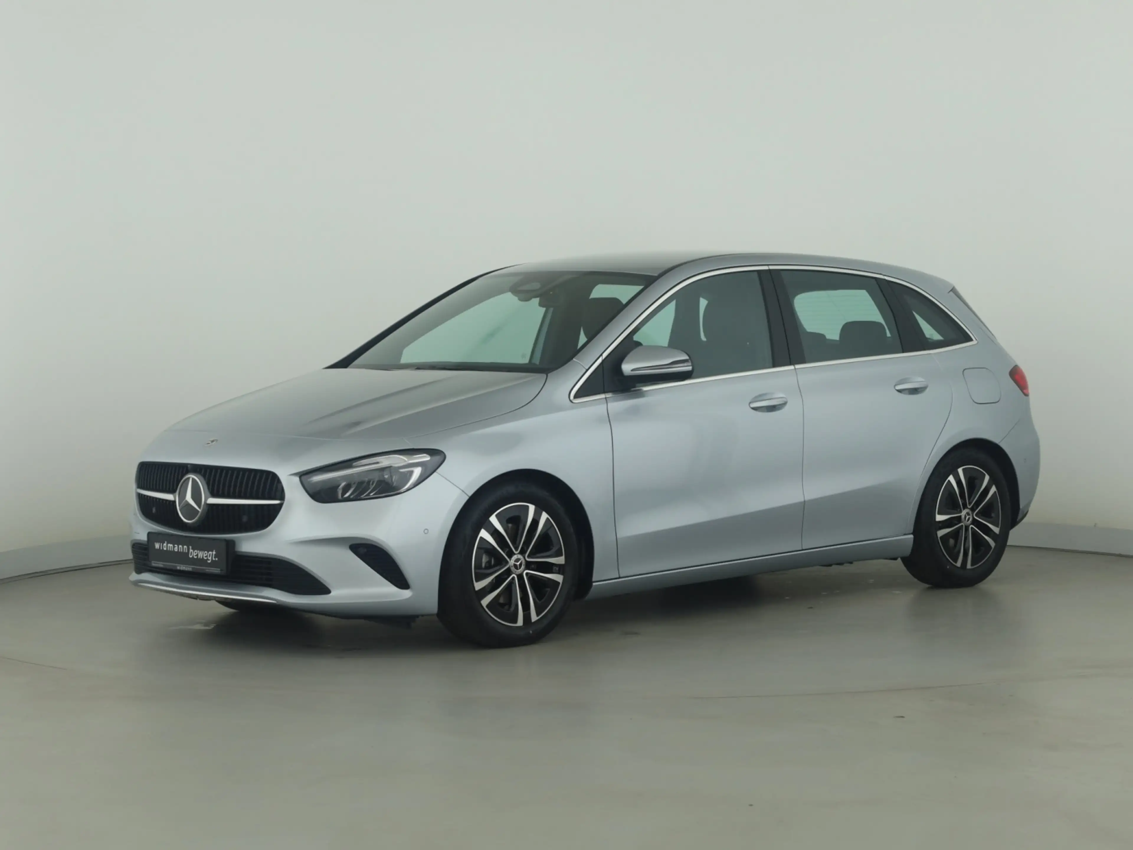 Mercedes-Benz B 200 ACC AHK AUT DynLicht Fernlichtass. Kam. LM — photo 5
