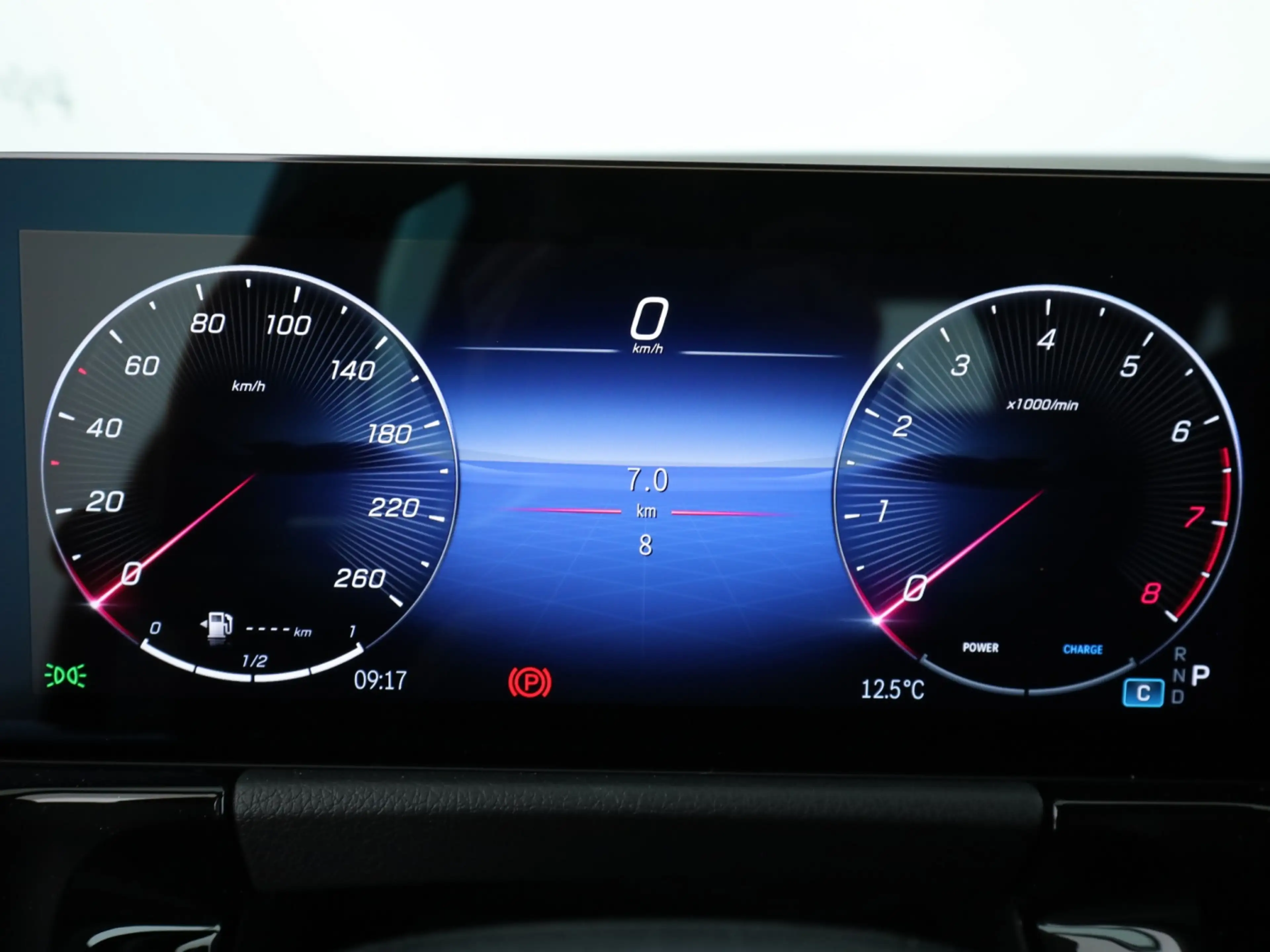 Mercedes-Benz B 200 ACC AHK AUT DynLicht Fernlichtass. Kam. LM — photo 12